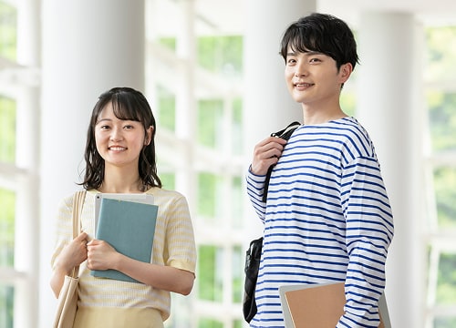 わたしたちについて